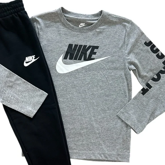 Nike Long Sleeve Logo T-Shirt & Black Jogger Pants 2 Piece Set Boys Size 6 NWT - Picture 6 of 6
